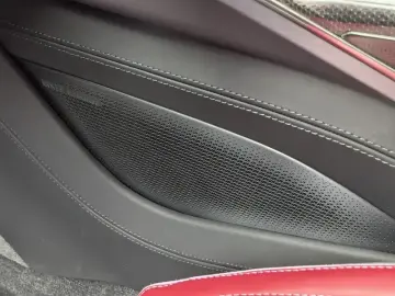 2023 Lotus Eletre с пробегом 26 000 км