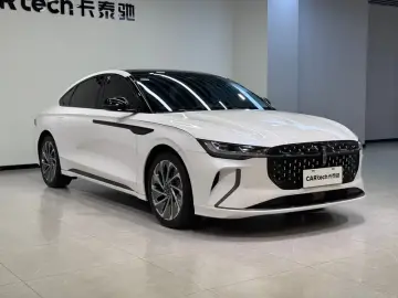 2024 Lincoln Z с пробегом 38 000 км