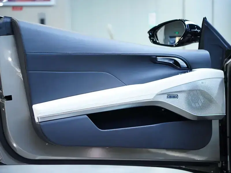 2022 Lotus Emira с пробегом 1 700 км
