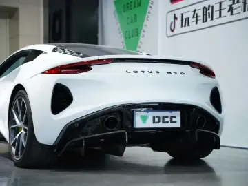 2022 Lotus Emira с пробегом 2 400 км