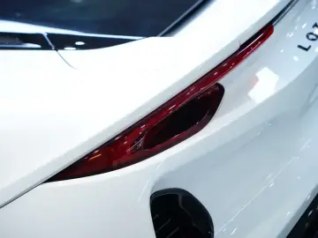 2022 Lotus Emira с пробегом 2 400 км