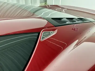 2025 Lotus Emira с пробегом 6 000 км