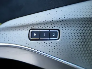 2022 Lotus Emira с пробегом 17 900 км