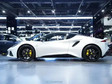 2022 Lotus Emira с пробегом 21 700 км