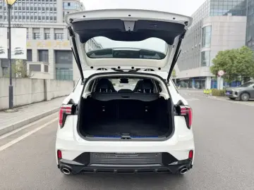 2023 Lynk & Co 01 с пробегом 56 000 км