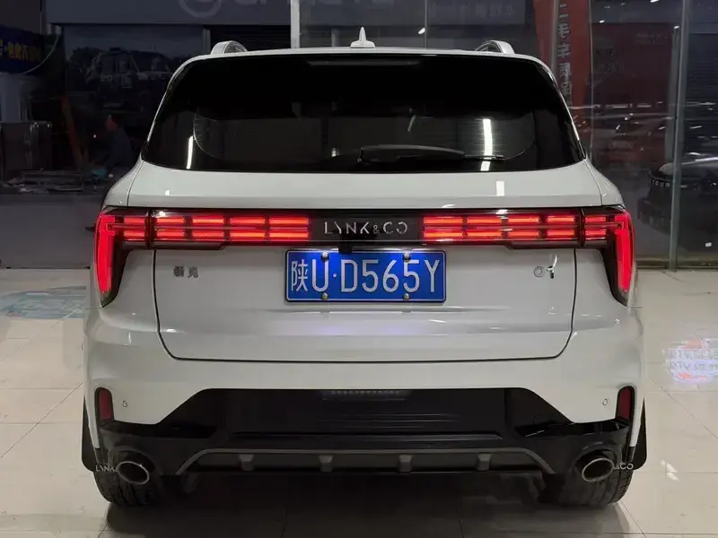 2023 Lynk & Co 01 с пробегом 35 300 км