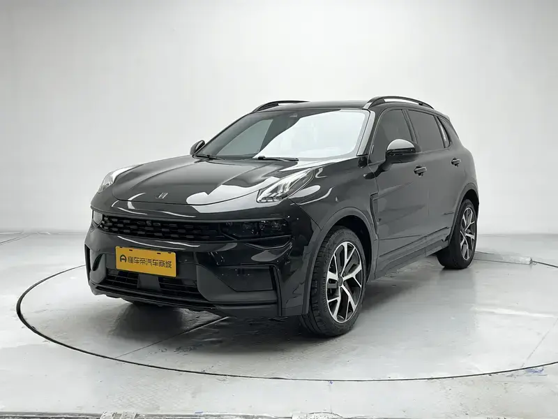 2021 Lynk & Co 01 с пробегом 135 200 км