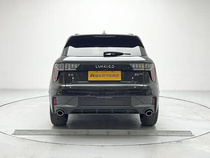 2021 Lynk & Co 01 с пробегом 135 200 км