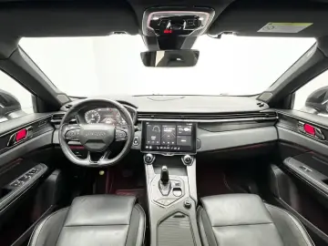 2021 Lynk & Co 01 с пробегом 135 200 км