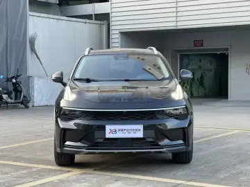 2023 Lynk & Co 01 с пробегом 39 300 км