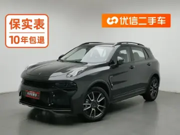 Lynk & Co 01