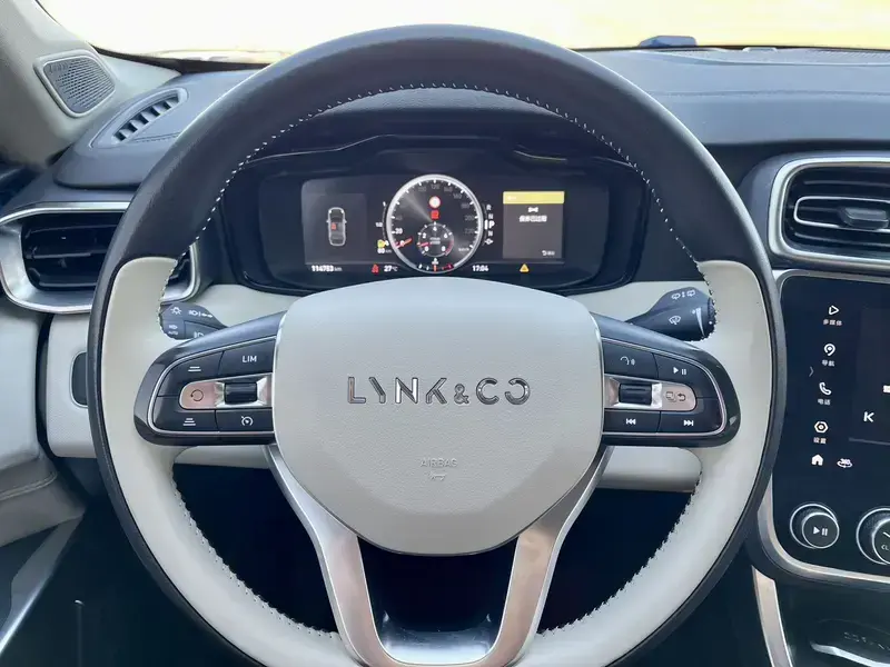 2019 Lynk & Co 01 с пробегом 114 000 км