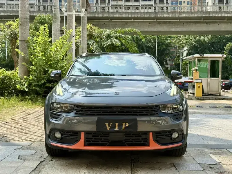 2019 Lynk & Co 02 с пробегом 65 000 км
