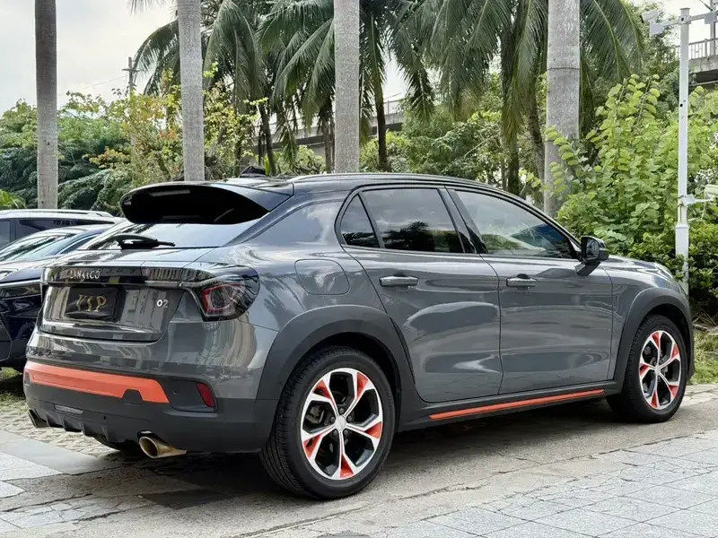 2019 Lynk & Co 02 с пробегом 65 000 км