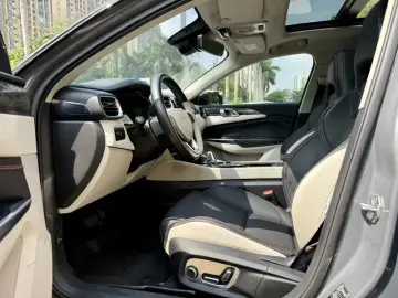 2019 Lynk & Co 02 с пробегом 65 000 км