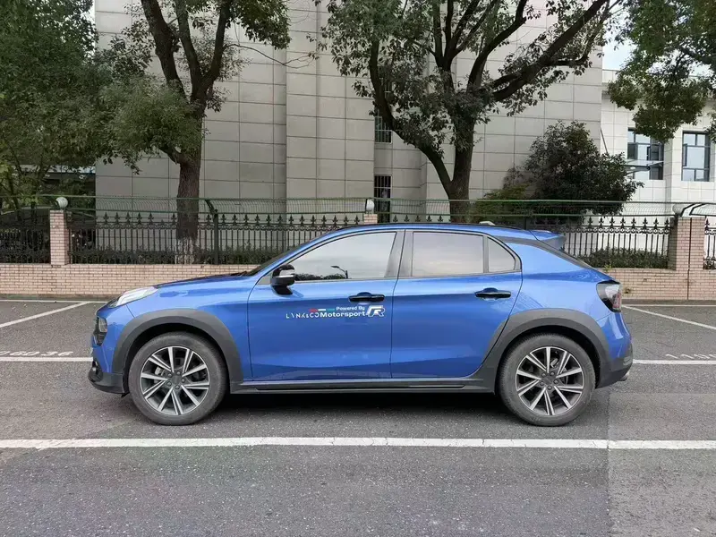 2021 Lynk & Co 02 с пробегом 88 800 км