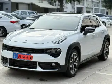 Lynk & Co 02