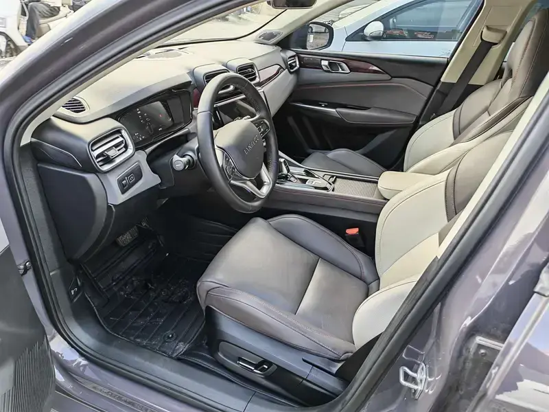 2021 Lynk & Co 02 с пробегом 50 000 км