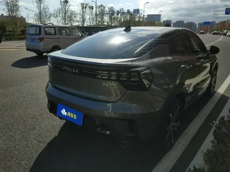2020 Lynk & Co 05 с пробегом 98 000 км