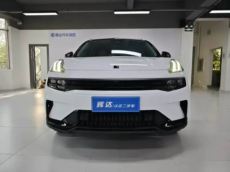 2023 Lynk & Co 06 с пробегом 53 000 км