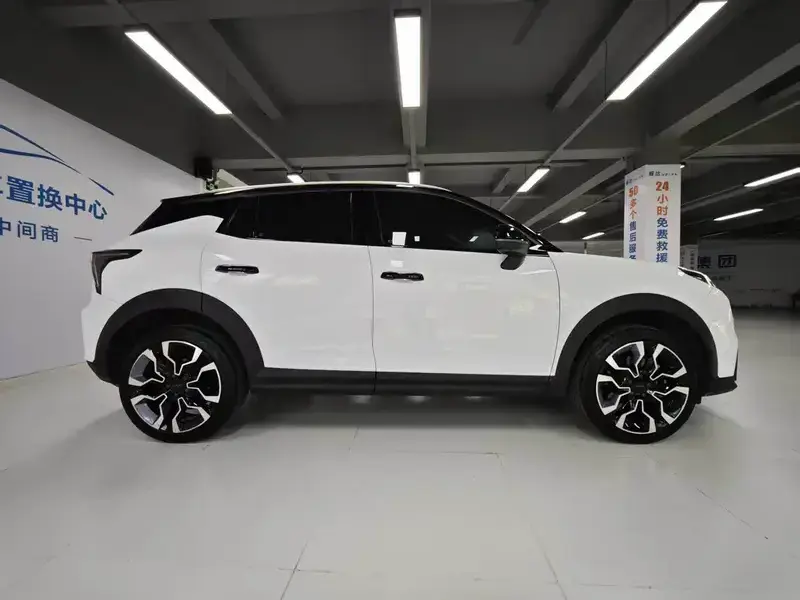 2023 Lynk & Co 06 с пробегом 53 000 км