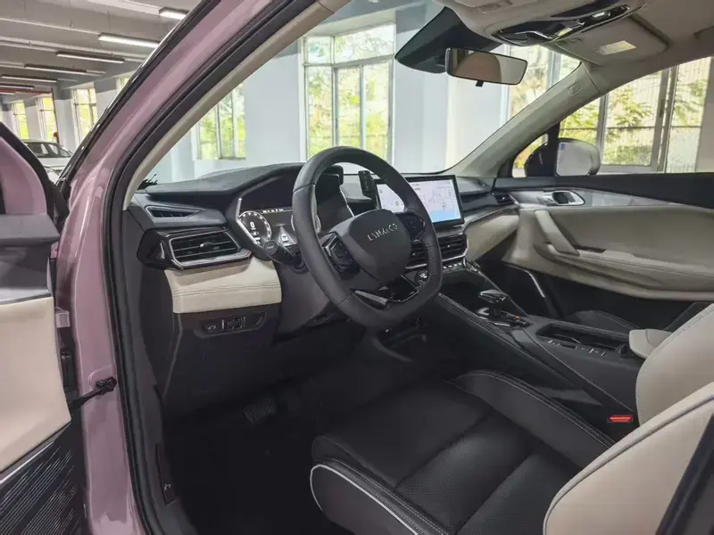 2023 Lynk & Co 06 с пробегом 53 000 км