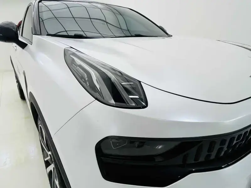 2020 Lynk & Co 05 с пробегом 82 200 км