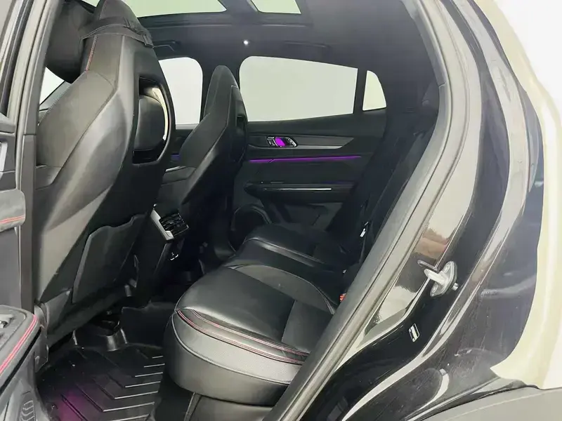 2020 Lynk & Co 05 с пробегом 82 200 км
