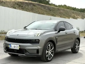 2020 Lynk & Co 05 с пробегом 50 000 км