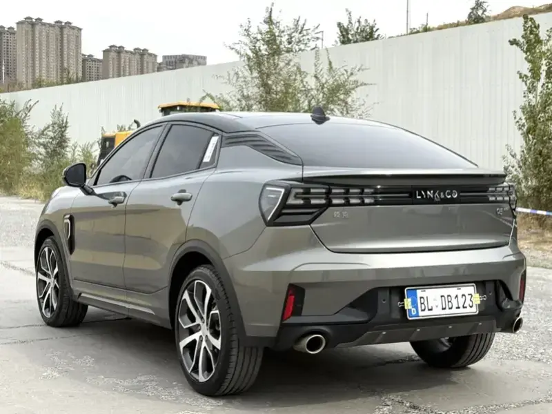 2020 Lynk & Co 05 с пробегом 50 000 км