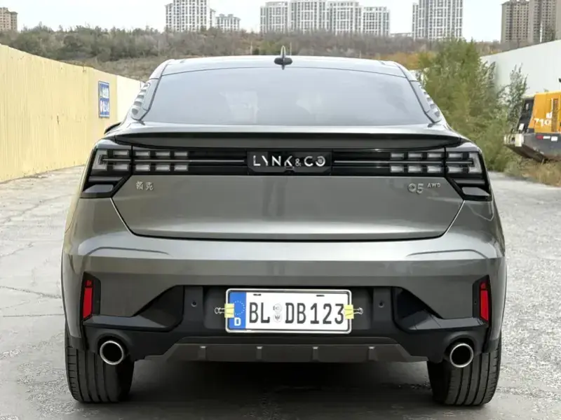 2020 Lynk & Co 05 с пробегом 50 000 км