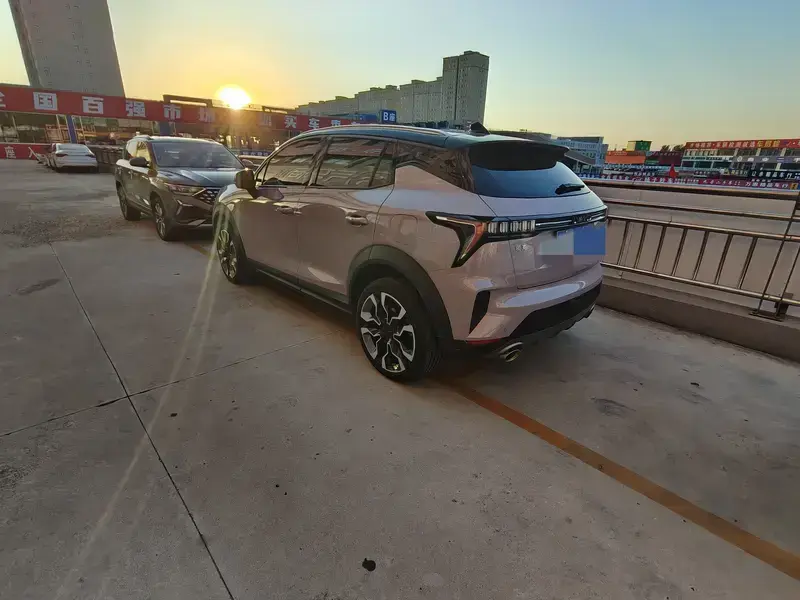 2023 Lynk & Co 06 с пробегом 18 000 км
