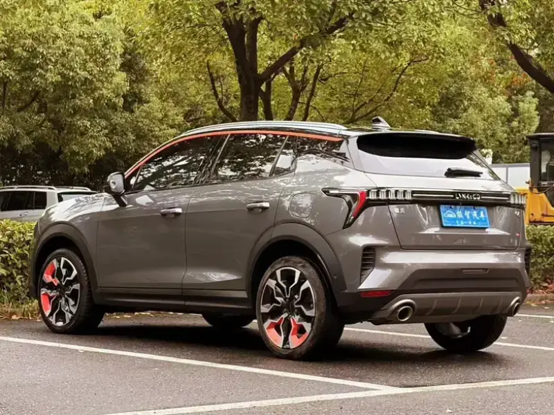2020 Lynk & Co 06 с пробегом 60 000 км