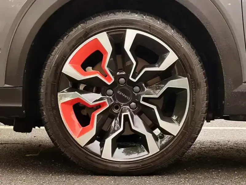 2020 Lynk & Co 06 с пробегом 60 000 км
