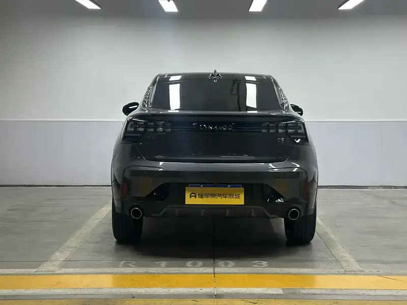 2023 Lynk & Co 05 с пробегом 37 800 км