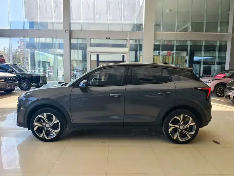 2023 Lynk & Co 06 с пробегом 19 000 км