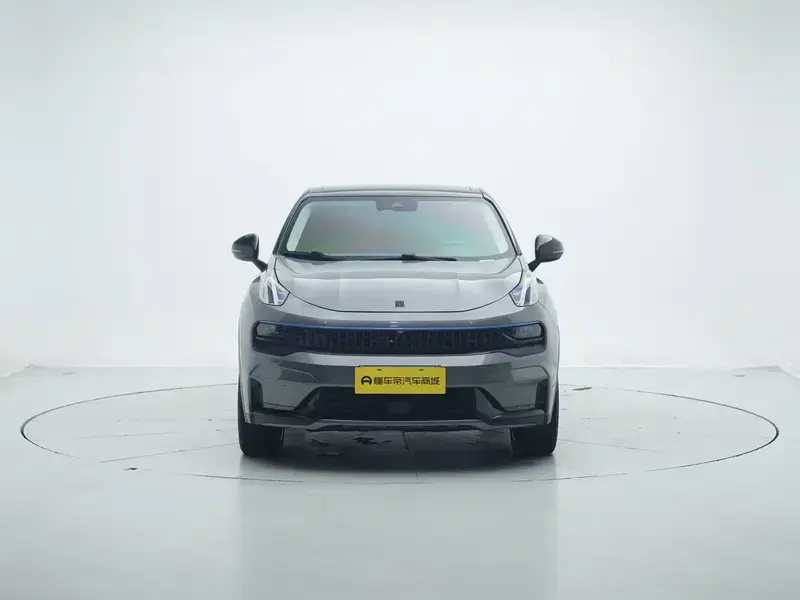 2020 Lynk & Co 05 с пробегом 137 400 км