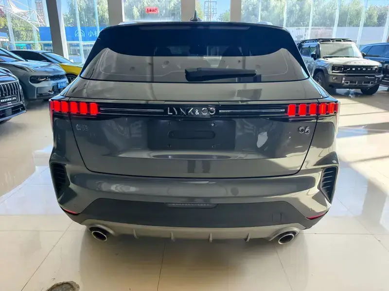 2023 Lynk & Co 06 с пробегом 19 000 км