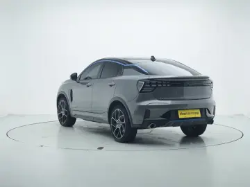 2020 Lynk & Co 05 с пробегом 137 400 км