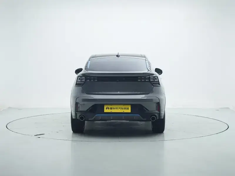 2020 Lynk & Co 05 с пробегом 137 400 км
