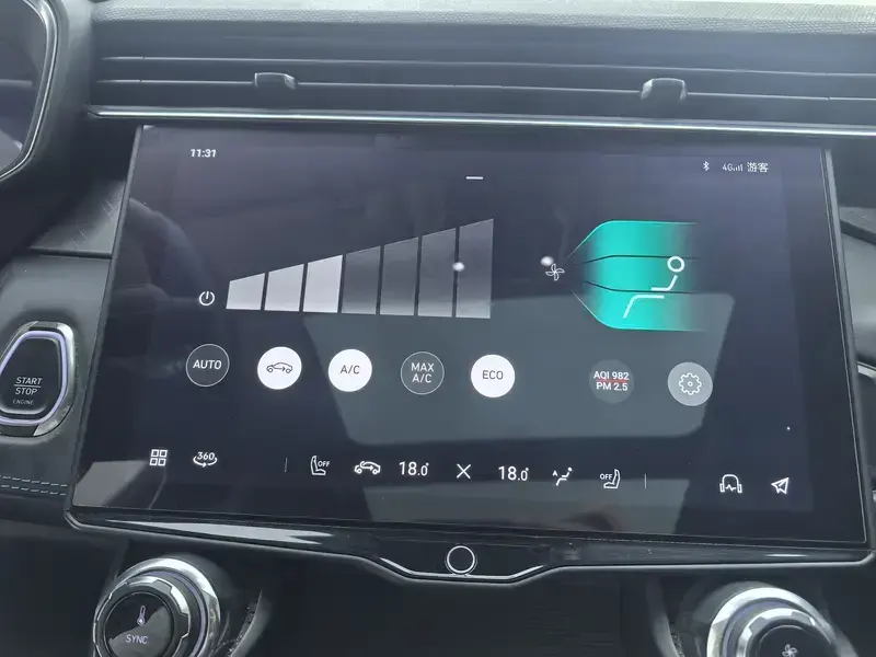 2020 Lynk & Co 05 с пробегом 137 400 км