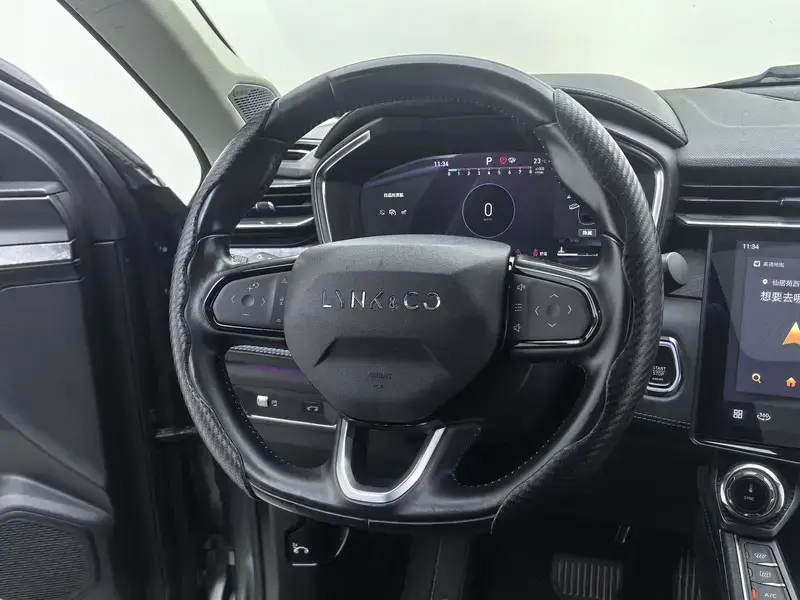 2020 Lynk & Co 05 с пробегом 137 400 км