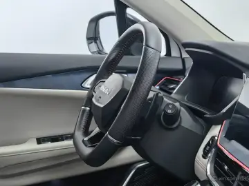 2020 Lynk & Co 06 с пробегом 39 600 км