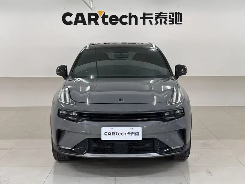 2020 Lynk & Co 06 с пробегом 37 000 км