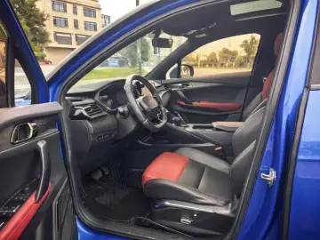 2020 Lynk & Co 06 с пробегом 80 000 км