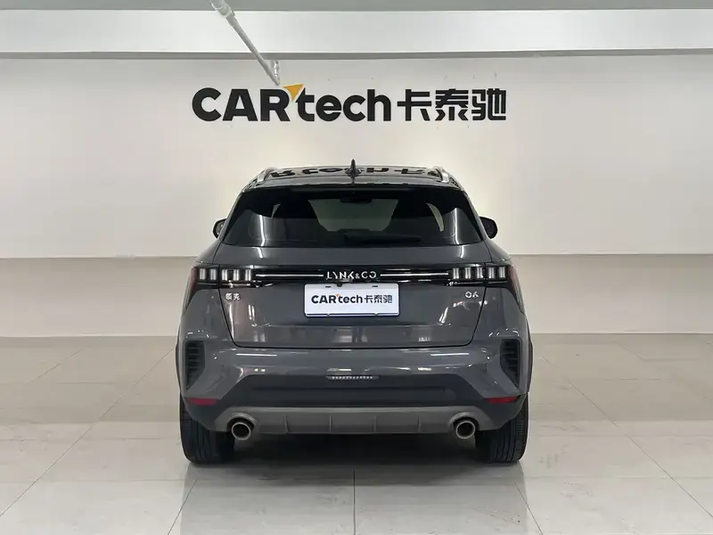 2020 Lynk & Co 06 с пробегом 37 000 км