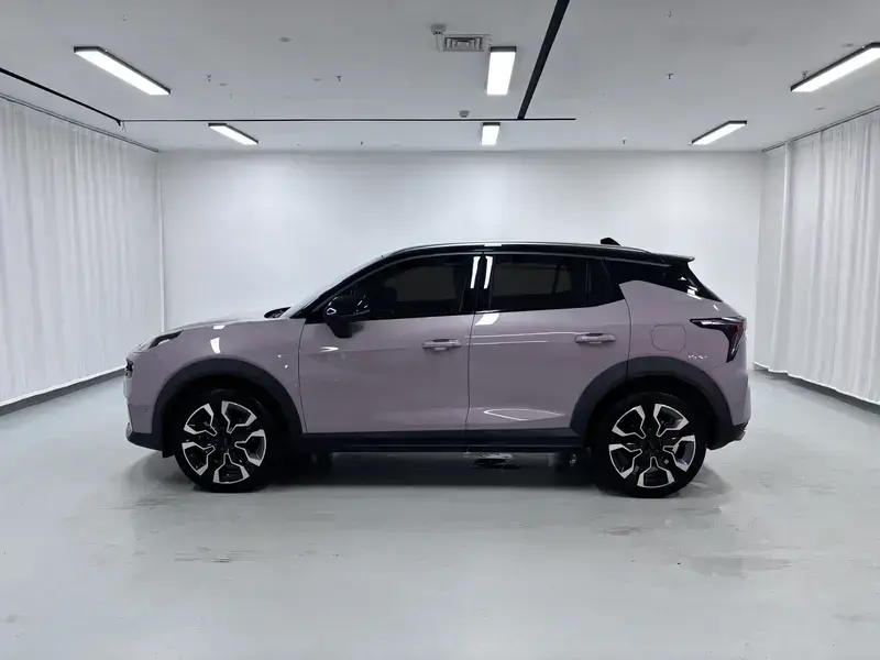 2021 Lynk & Co 06 с пробегом 30 800 км