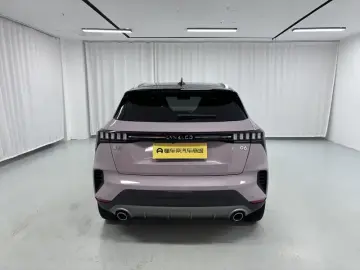2021 Lynk & Co 06 с пробегом 30 800 км