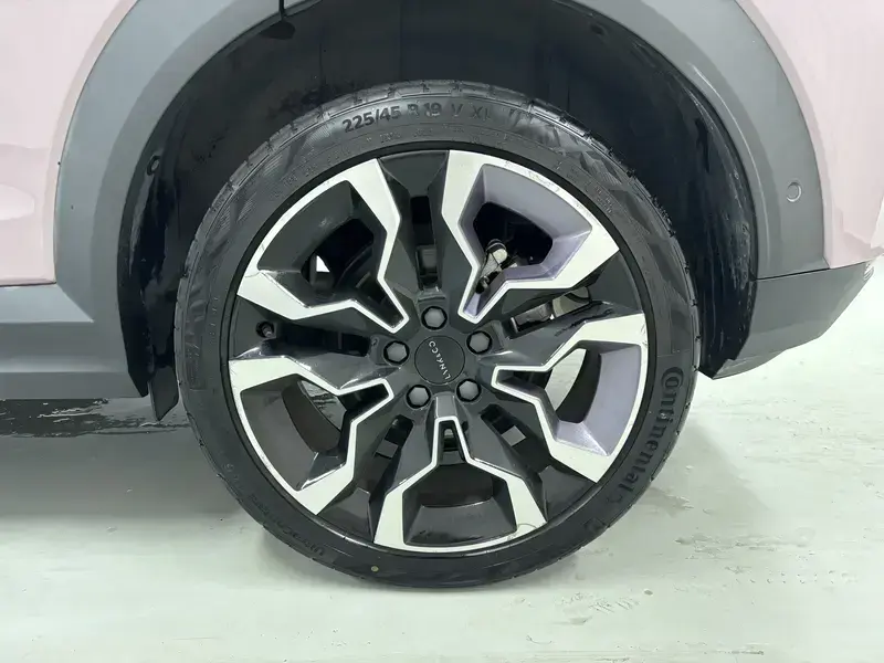 2021 Lynk & Co 06 с пробегом 30 800 км