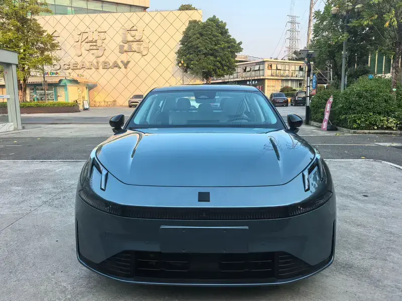 2024 Lynk & Co 07 с пробегом 43 000 км